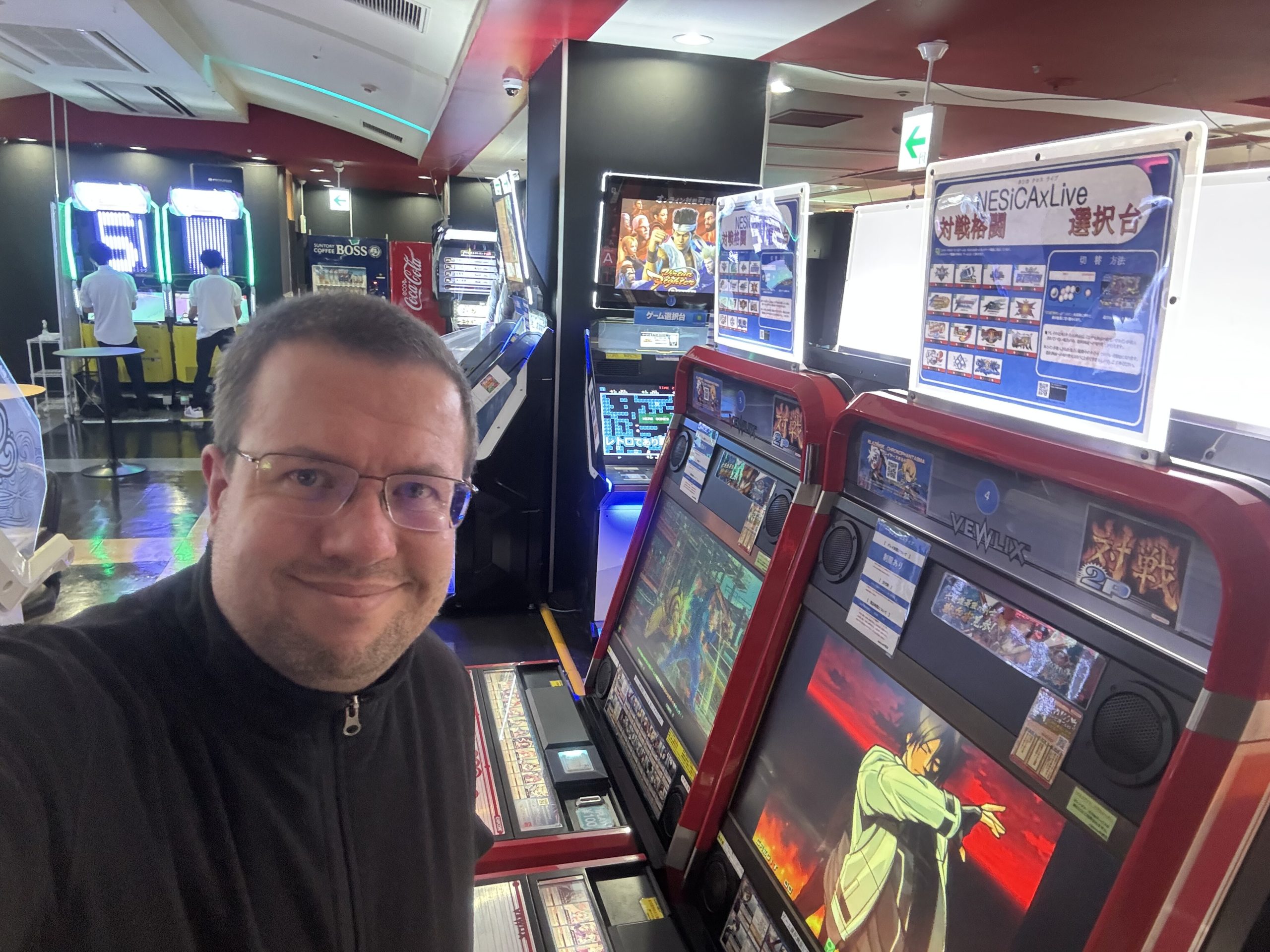 Taito Vewlix Cabinets mit NESiCAxLive